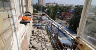 Демонтаж балкона Елец, цена от 3008 руб.
