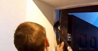 Демонтаж металлической двери в ельце - стоимость от 2111 рублей